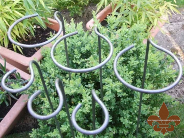 Plant Supports - Handmade 6mm naturally rusting metal loop supports